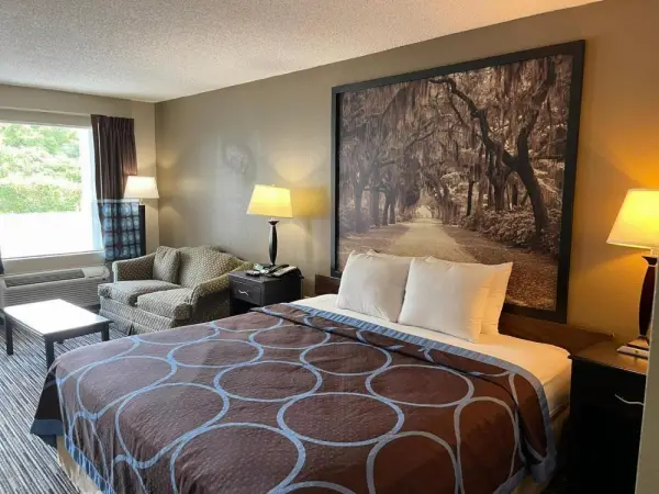 Super 8 by Wyndham Elberton 7